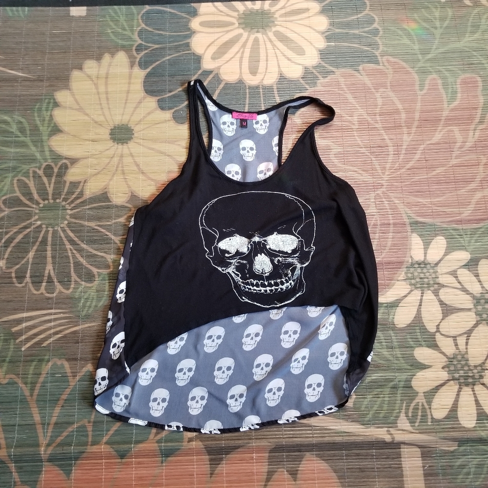 Black & White Skull Print Flyaway Tank by Envy Us - Picture 3 of 6